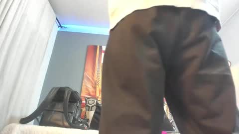 Jacob Oconner online show from December 2, 12:10 pm