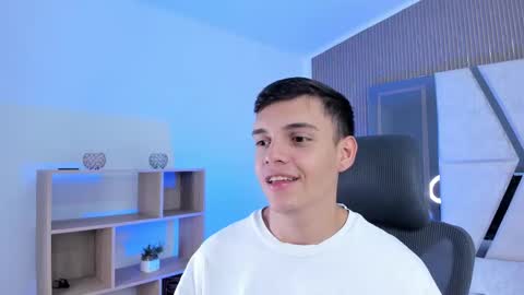 Jacob online show from November 17, 8:25 pm