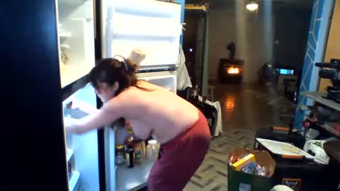 Snapshot of jacquelinestone56 chatting on February 12, 8:18 pm Jacqueline Stone online show from February 12, 8:18 pm