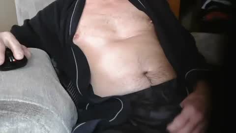 Snapshot of jacybob chatting on February 15, 2:44 pm jason online show from February 15, 2:44 pm