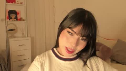 jade_naughty online show from December 2, 1:44 am