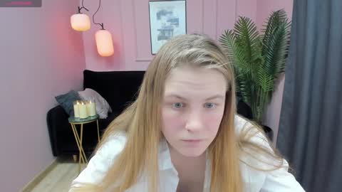 Jade online show from February 5, 10:01 pm