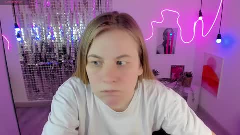 Jade online show from March 9, 4:44 pm