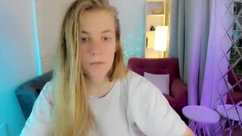 Jade online show from September 19, 8:31 pm