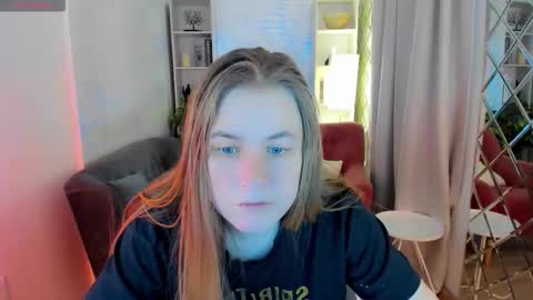 Jade online show from November 14, 8:40 pm