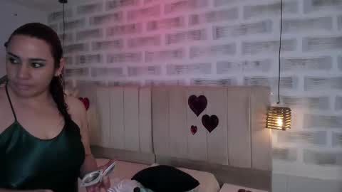 jade swet online show from March 7, 8:56 am