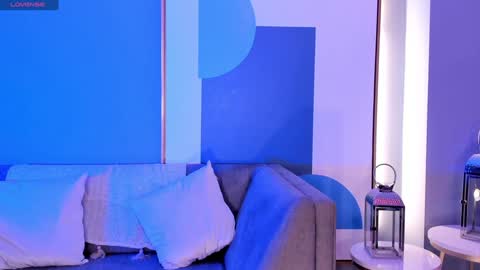 Snapshot of jadeevansx chatting on December 18, 9:08 pm JADE EVANS online show from December 18, 9:08 pm