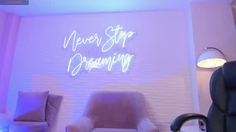 Snapshot of jadeevansx chatting on January 23, 11:58 pm JADE EVANS online show from January 23, 11:58 pm