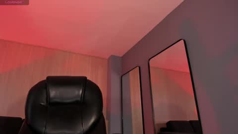 Snapshot of jadeevansx chatting on February 25, 12:14 am JADE EVANS online show from February 25, 12:14 am