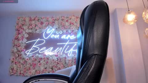 Snapshot of jadeevansx chatting on February 27, 11:59 pm JADE EVANS online show from February 27, 11:59 pm