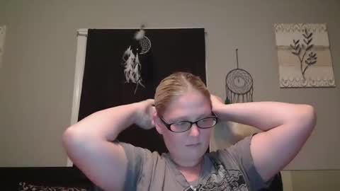 Snapshot of jadeluv chatting on December 2, 2:42 am JadeLuv online show from December 2, 2:42 am