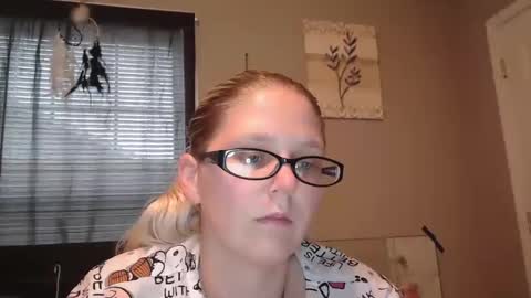 Snapshot of jadeluv chatting on December 27, 6:31 pm JadeLuv online show from December 27, 6:31 pm