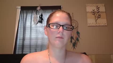 Snapshot of jadeluv chatting on December 28, 6:29 pm JadeLuv online show from December 28, 6:29 pm