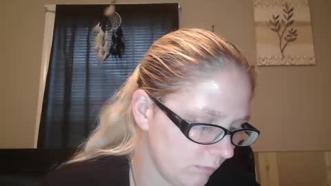 Snapshot of jadeluv chatting on January 5, 5:20 pm JadeLuv online show from January 5, 5:20 pm