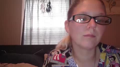 Snapshot of jadeluv chatting on January 19, 6:21 pm JadeLuv online show from January 19, 6:21 pm