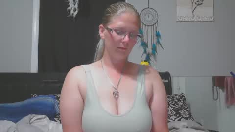 Snapshot of jadeluv chatting on September 19, 1:07 am JadeLuv online show from September 19, 1:07 am