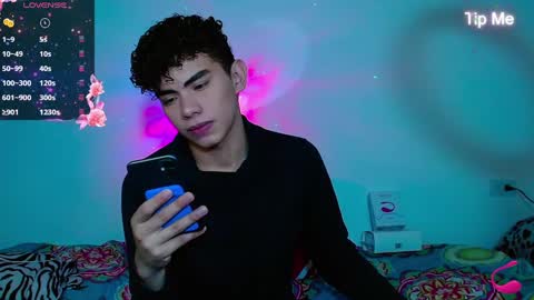 javi15  online show from December 20, 4:42 am