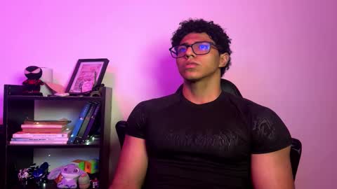 jake_hill1 online show from December 18, 5:57 am