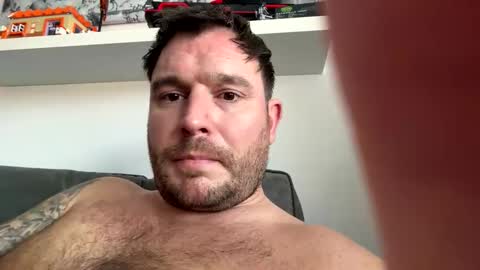 Snapshot of jakeuk05 chatting on December 16, 12:54 pm jakeuk05 online show from December 16, 12:54 pm