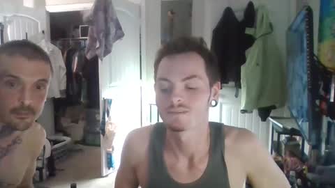 Snapshot of jakezillaaa chatting on February 18, 11:52 pm Jake online show from February 18, 11:52 pm