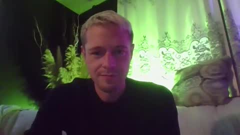 jakjakrabbit online show from October 23, 9:57 pm