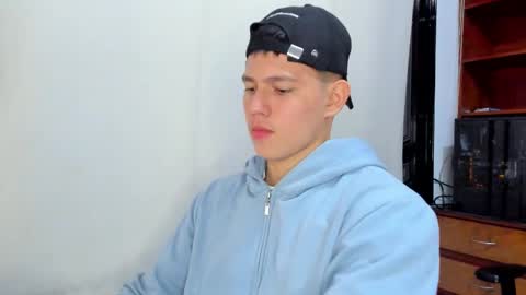 james_cr online show from February 12, 4:44 am