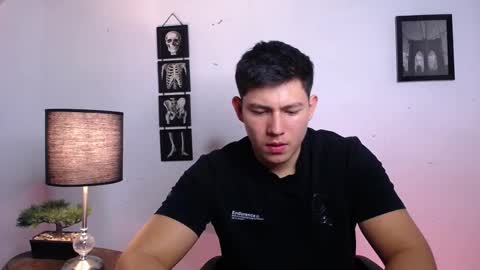 james_cr online show from November 13, 11:14 pm