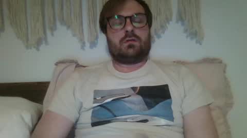 Snapshot of james_heron chatting on January 30, 12:50 am James Heron online show from January 30, 12:50 am