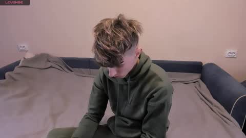 James online show from March 5, 7:27 pm