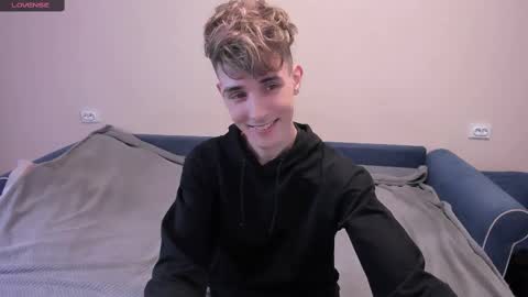 James online show from March 8, 6:37 pm