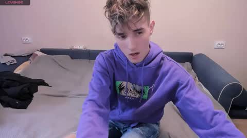 James online show from March 11, 6:19 pm