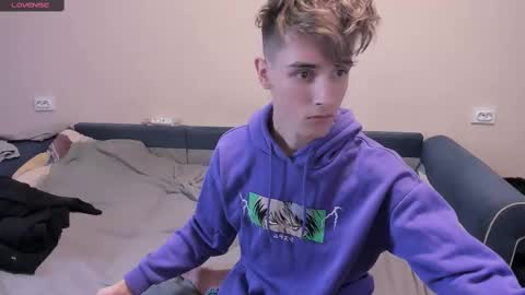 James online show from March 11, 9:26 pm