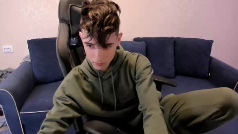 James online show from October 29, 7:26 pm