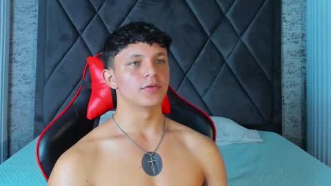 jamesgolden_ online show from March 5, 1:17 pm