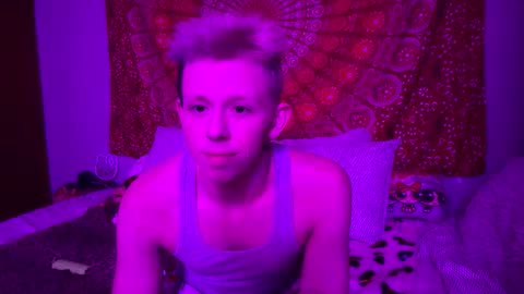 jamesmadden6909 online show from December 21, 3:35 am