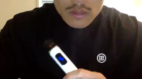 jamesmo820913 online show from March 11, 4:32 am