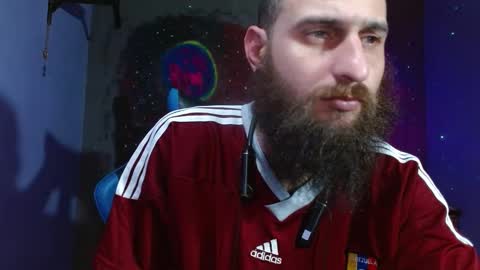 Jammes. online show from January 19, 6:53 pm