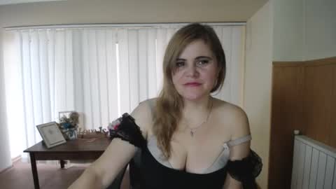 janaloveli online show from December 18, 11:24 am