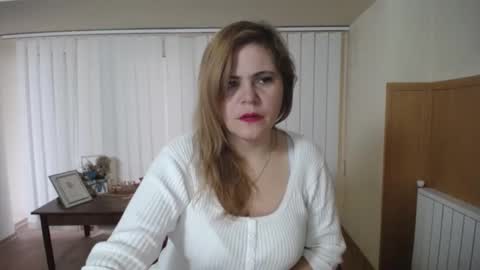 janaloveli online show from December 29, 7:50 am