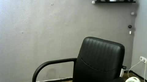 janaloveli online show from January 18, 9:02 am