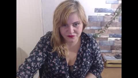 janaloveli online show from September 12, 6:02 am