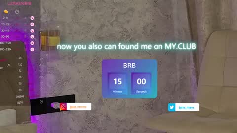 Snapshot of jane_meys chatting on February 24, 8:17 am your kitty JANE roawww online show from February 24, 8:17 am