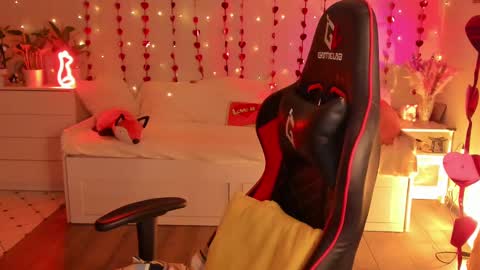 Snapshot of janegrey11 chatting on February 15, 12:15 am Jane online show from February 15, 12:15 am