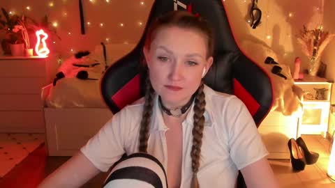 Snapshot of janegrey11 chatting on March 7, 11:49 pm Jane online show from March 7, 11:49 pm