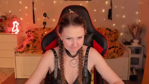 Snapshot of janegrey11 chatting on September 15, 2:50 pm Jane online show from September 15, 2:50 pm