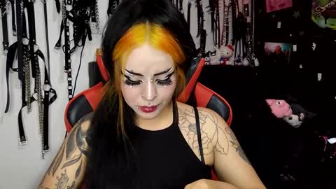      online show from February 1, 12:18 am