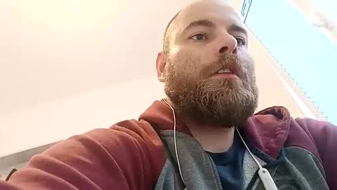 Snapshot of januszcygan chatting on November 2, 9:00 am januszcygan online show from November 2, 9:00 am