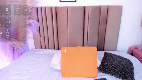 jash  online show from September 27, 7:19 pm