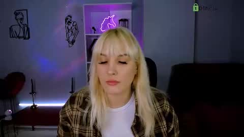 jasmin_belle online show from December 1, 8:03 pm