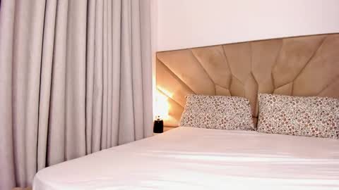 jasmin_melons online show from November 6, 2:56 am